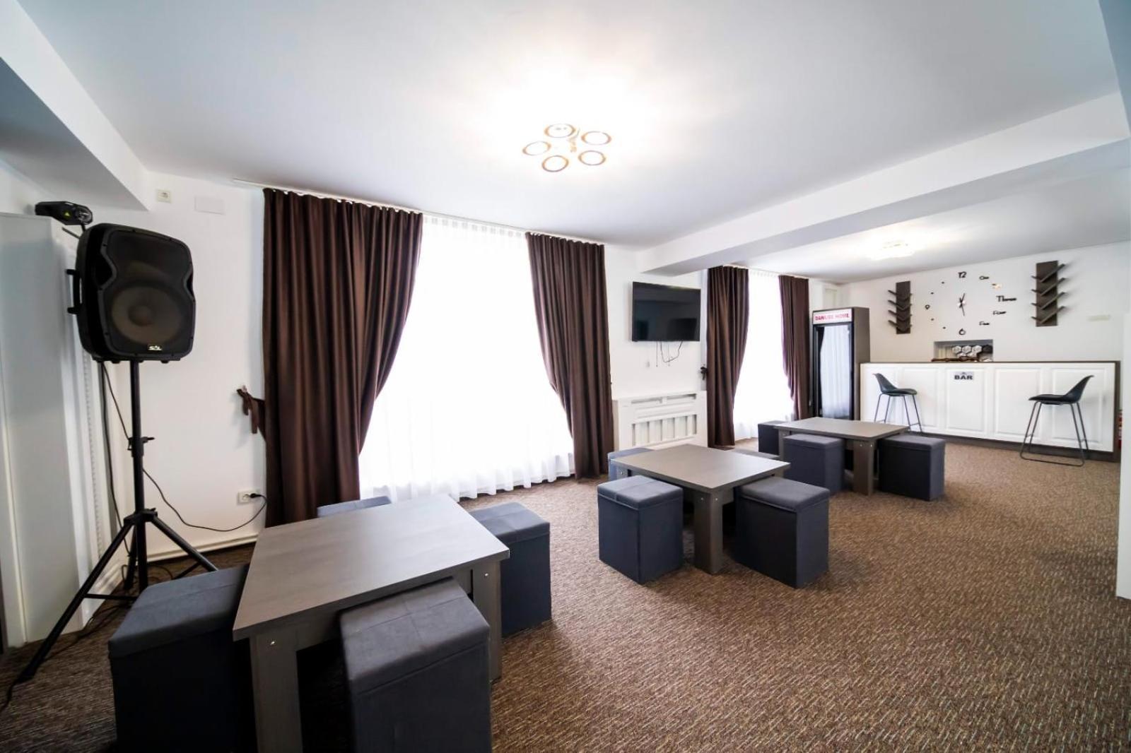Danube Home Ostrovu Corbului 외부 사진